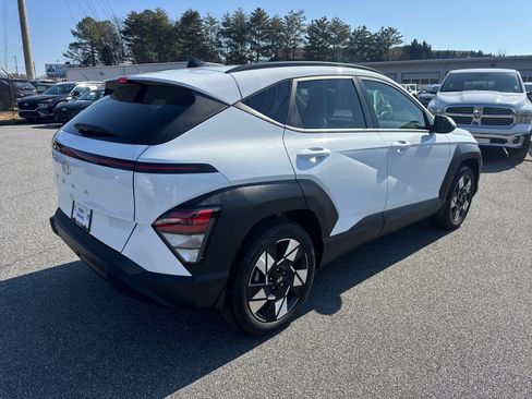 Certified 2025 Hyundai Kona SEL image 5