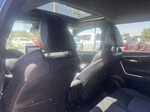 Used 2022 Toyota RAV4 XSE AWD/4WD image 20
