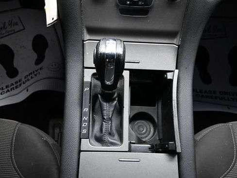 Used 2015 Ford Taurus SEL FWD image 20
