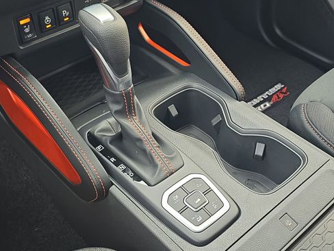 New 2026 Nissan Frontier PRO-4X w/ Pro-4x Convenience Package image 21