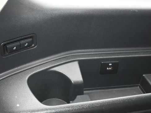 Used 2024 Ford Expedition XLT image 50