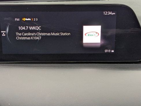 Used 2023 MAZDA MAZDA3 s image 25