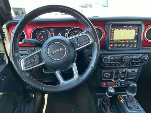 Used 2021 Jeep Wrangler Unlimited Rubicon AWD/4WD image 26