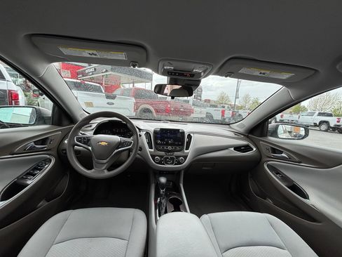 Used 2023 Chevrolet Malibu LS FWD image 19
