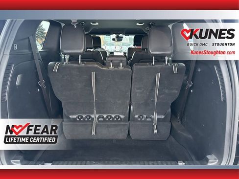 Used 2025 Chrysler Pacifica Select image 41