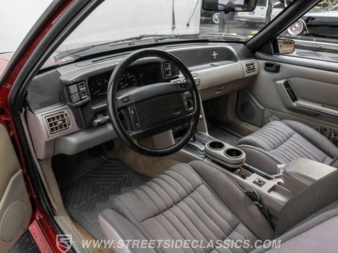 Used 1992 Ford Mustang GT image 4