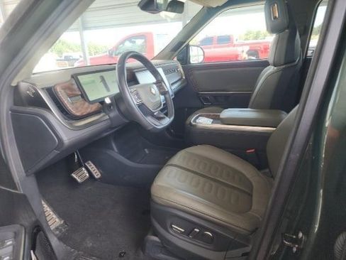 Used 2022 Rivian R1T Adventure image 8