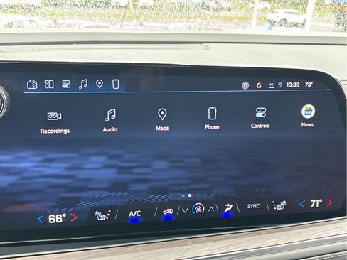 Certified 2026 Chevrolet Suburban LT w/ Comfort Package AWD/4WD image 14