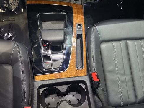 Used 2023 Audi Q5 2.0T Premium w/ Convenience Package image 26