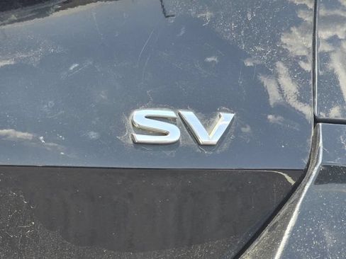 Used 2019 Nissan Rogue SV w/ Premium Package FWD image 10