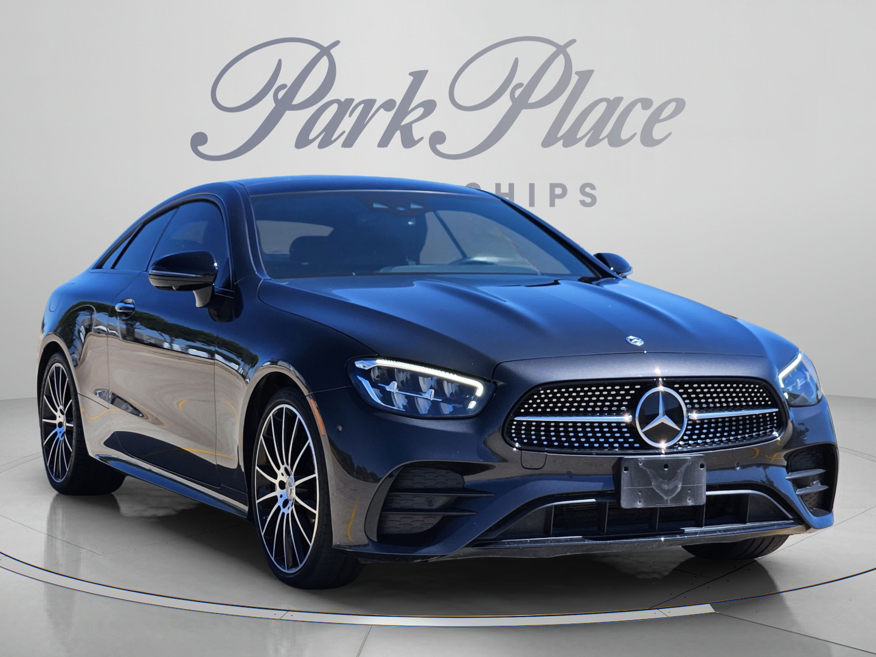 Used 2022 Mercedes-Benz E 450 Coupe image 4