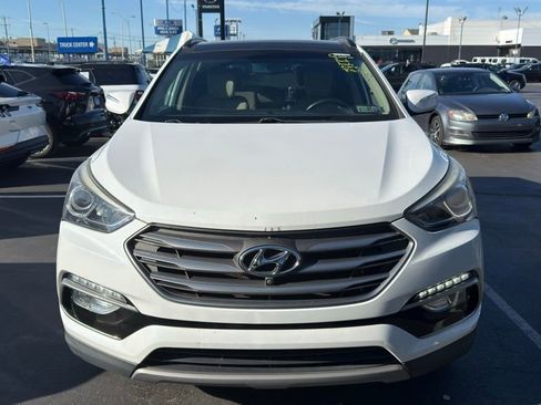 Used 2017 Hyundai Santa Fe Sport w/ 2.4L Tech Package 04 AWD/4WD image 3