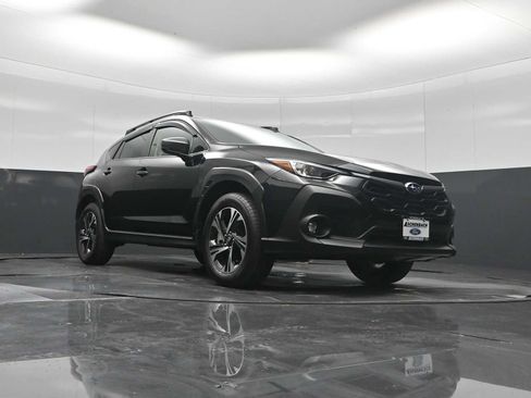 Used 2025 Subaru Crosstrek 2.5i Premium AWD/4WD image 25