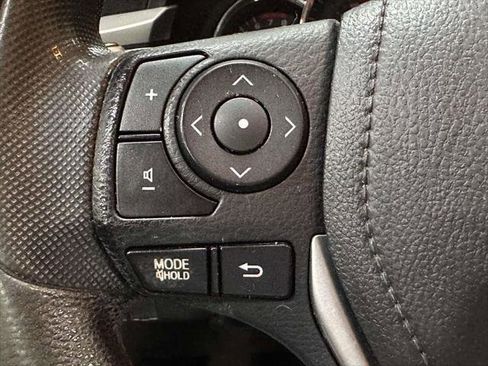 Used 2015 Toyota Corolla LE FWD image 22