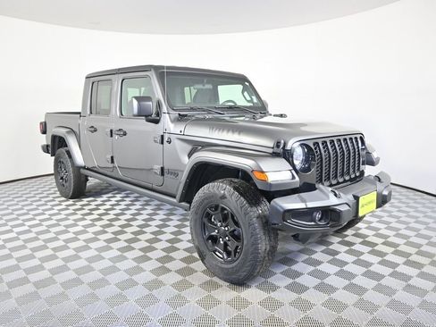 Used 2023 Jeep Gladiator Sport AWD/4WD image 10