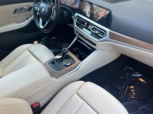 Used 2021 BMW 330i Sedan w/ Convenience Package RWD image 16
