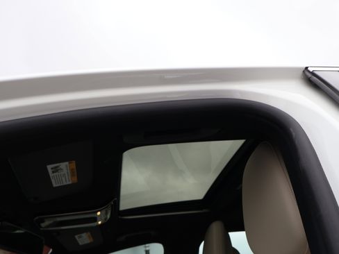 Certified 2025 Mercedes-Benz C 300 Sedan image 15