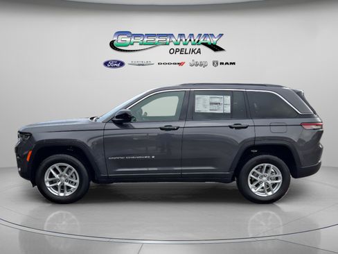 New 2025 Jeep Grand Cherokee Laredo X image 4