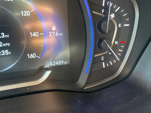 Used 2020 Hyundai Santa Fe Limited FWD image 17
