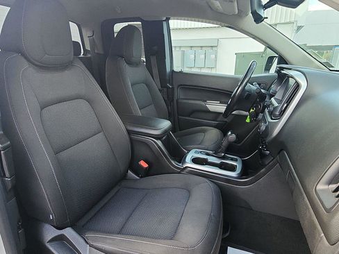 Used 2018 Chevrolet Colorado LT w/ LT Convenience Package AWD/4WD image 23