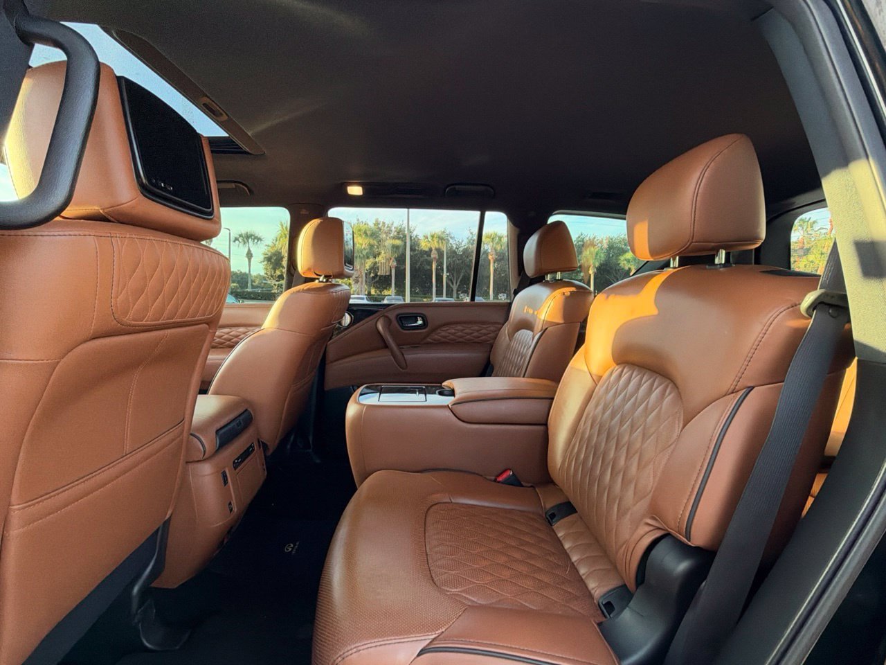 Used 2023 INFINITI QX80 Sensory w/ Cargo Package AWD/4WD image 7