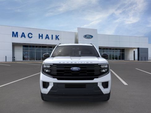 New 2026 Ford Expedition Active image 6