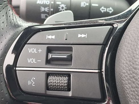 Certified 2025 Acura ADX A-Spec image 22