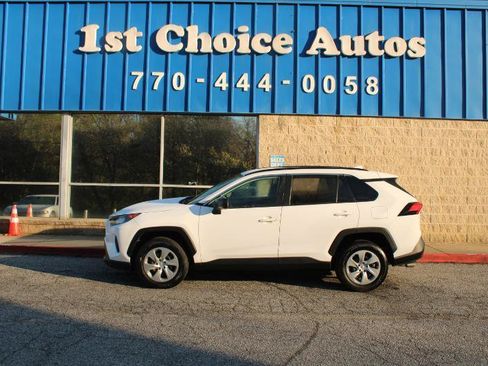 Used 2020 Toyota RAV4 LE FWD image 21