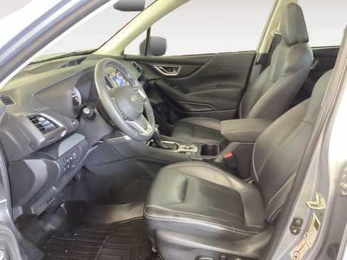 Used 2019 Subaru Forester Limited w/ Popular Package #3 AWD/4WD image 9