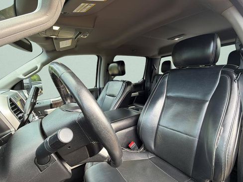 Used 2019 Ford F250 Lariat w/ Lariat Value Package AWD/4WD image 24