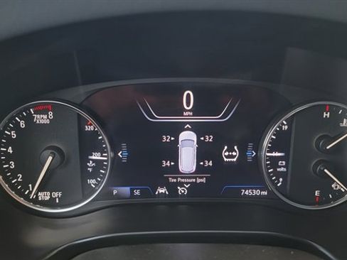 Used 2022 Buick Enclave Premium image 25
