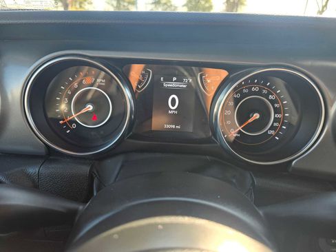 Used 2022 Jeep Wrangler Unlimited Sport image 27