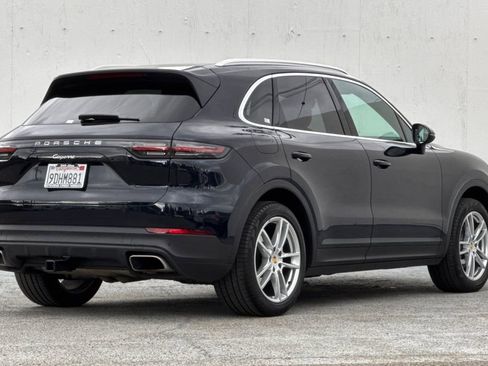 Used 2019 Porsche Cayenne AWD/4WD image 3