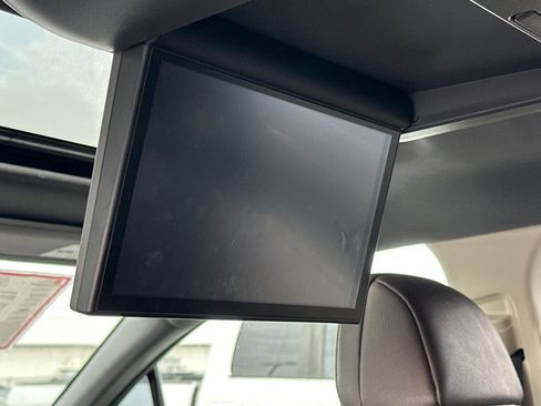 Certified 2023 Toyota Sienna Platinum image 15