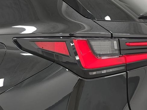 Used 2024 Lexus NX 250 FWD image 29