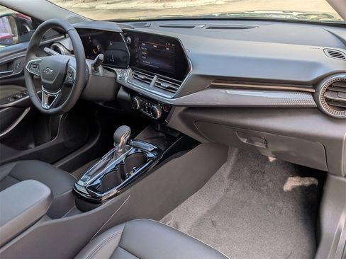 New 2026 Chevrolet Trax ACTIV w/ Sunroof Package image 25