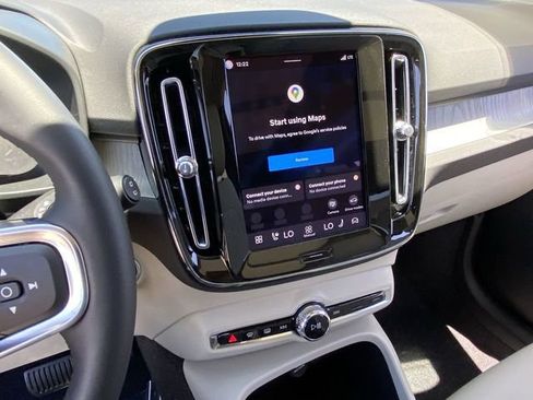 New 2026 Volvo XC40 B5 Plus w/ Protection Package Premier image 22