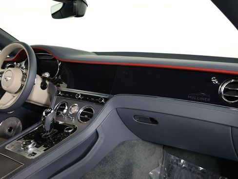 Used 2024 Bentley Continental GT Mulliner AWD/4WD image 27