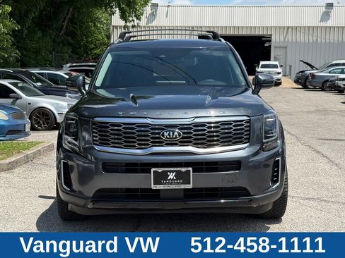 Used 2020 Kia Telluride S AWD/4WD image 3