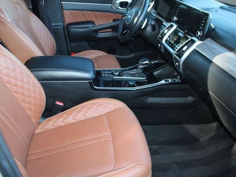 Used 2022 Kia Sorento SX Prestige w/ Rust Color Package image 29