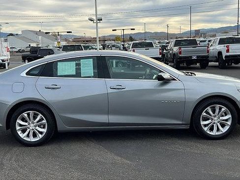 Used 2024 Chevrolet Malibu LT image 4