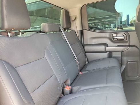 Used 2020 Chevrolet Silverado 1500 Custom w/ Custom Value Package RWD image 17