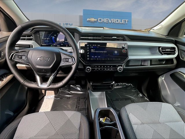 Used 2027 Chevrolet Bolt LT w/ Comfort Package FWD image 5