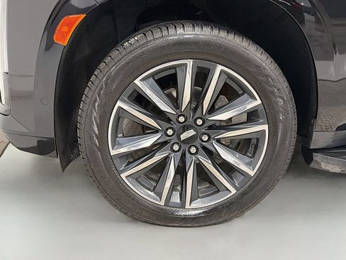Certified 2023 Cadillac Escalade Sport AWD/4WD image 35