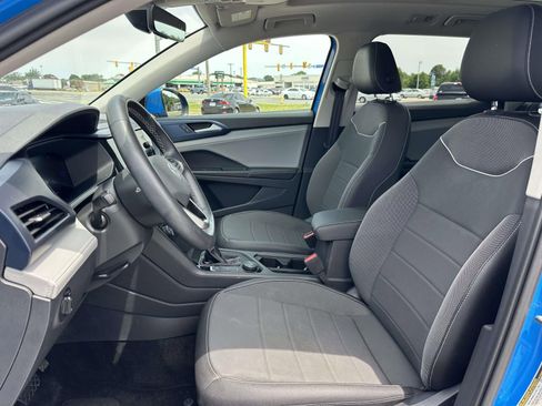 Certified 2024 Volkswagen Taos SE AWD/4WD image 15