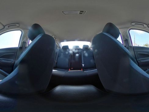 Used 2025 Nissan Versa SV FWD image 47
