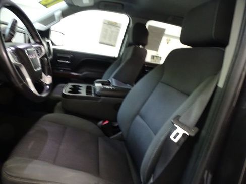 Used 2016 GMC Sierra 1500 SLE w/ SLE Value Package AWD/4WD image 2