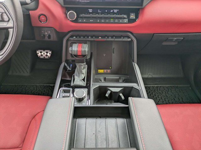 Used 2025 Toyota Tundra TRD Pro AWD/4WD image 18