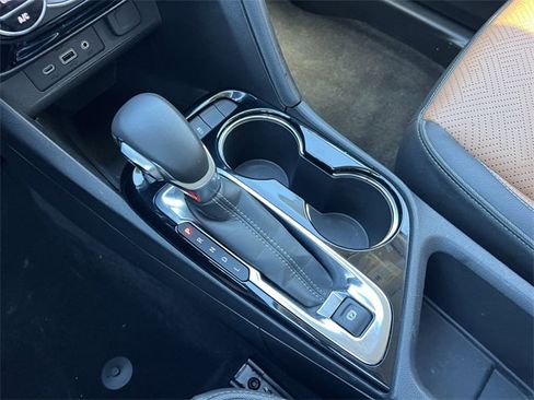 Used 2020 Buick Encore GX Essence w/ Advanced Technology Package image 10