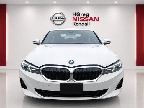 Used 2026 BMW 330i xDrive Sedan AWD/4WD image 3